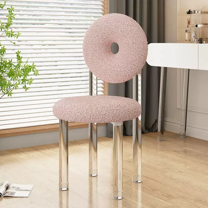כסא בוקלה בעיצוב ייחודי בצבע ורוד דגם לורן - Image 4